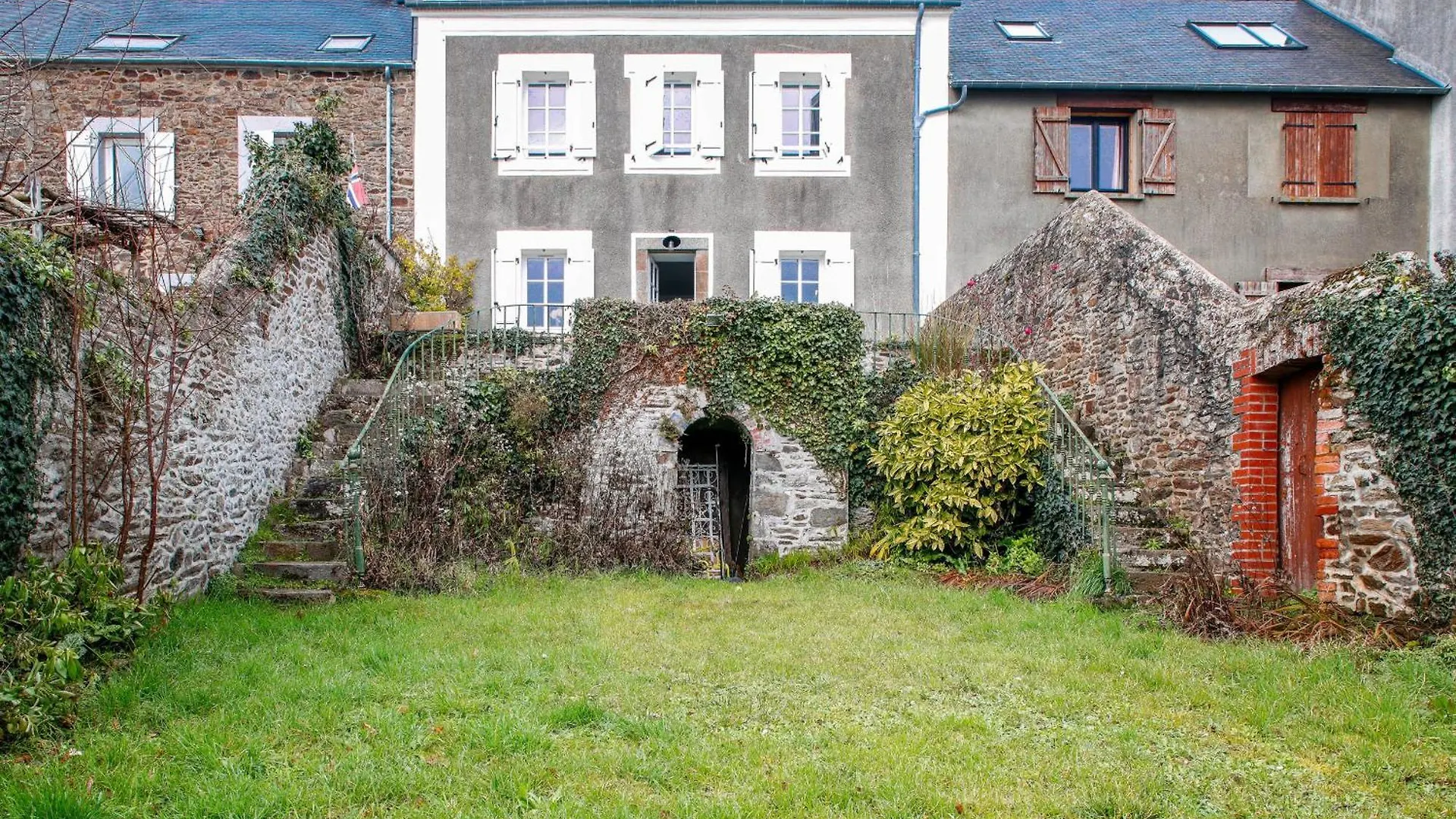 Semesterbostad Vue Exceptionnelle - Acces Prive Front De Mer La Ville-ès-Nonais